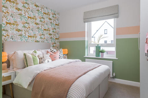 Kingsley Main bedroom 2