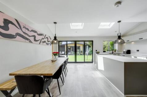 Dining/Living Kitchen