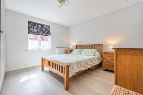 1349632-21-68b98f...