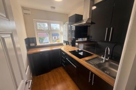 kitchen 2.jpg