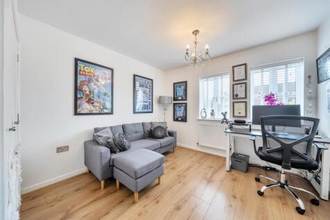 Avondale Road, Brandon