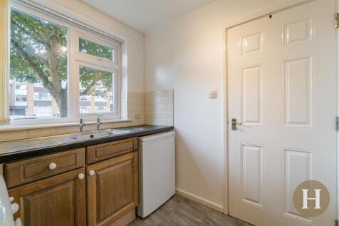 Hadleigh Estate Agents-13.jpg