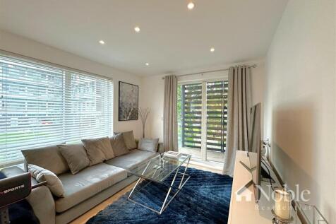 Open Plan Lounge/Diner