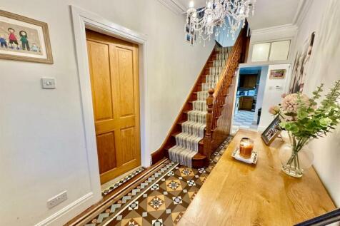 PHOTO-2024-12-05-21-23-29 (16).jpg