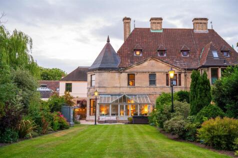 Exterior and Gardens