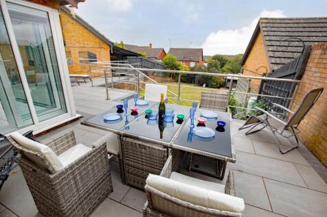 35 Coniston close 04.jpg