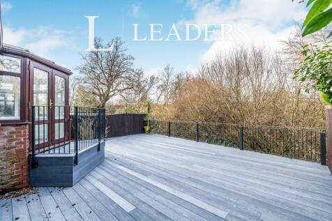 Outside/decking