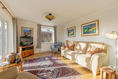 Reception Room-4.jpg