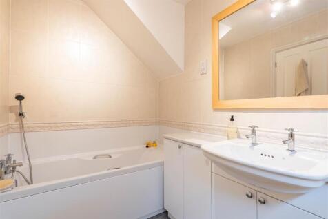 Master Bedroom Ensuite