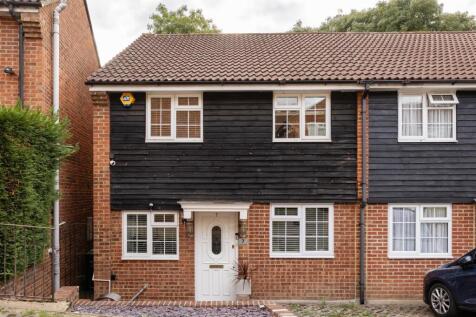 Meadow Close, E4