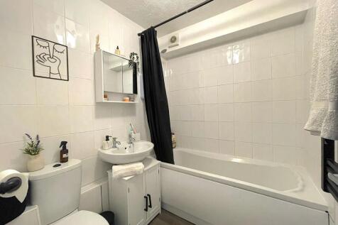 Bathroom (1)
