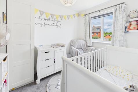 CAM02519G0-PR0284-STILL005