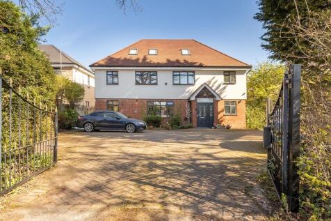 305 Rugby Road, Binley Woods (24).jpg