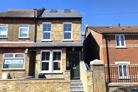 4 bed semi-detached house for sale Brunswick Cres