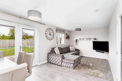 Kitchen Family Lounge