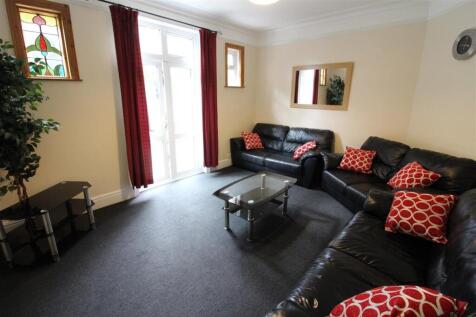 5 Bedroom Detached in SO15 2FY