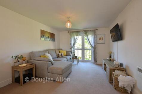 Lounge/Kitchen /Dining Room