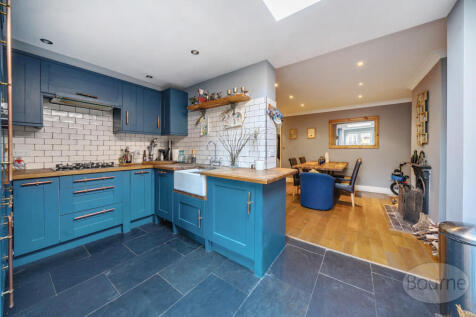 36076043-ab3e-4c3...