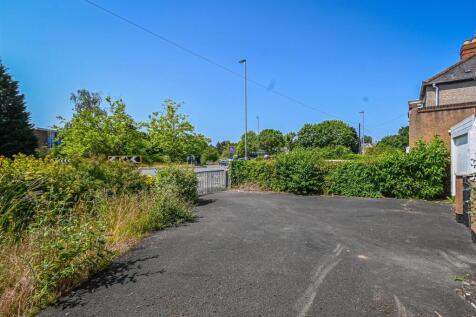 49 Stourbridge Road-11.jpg