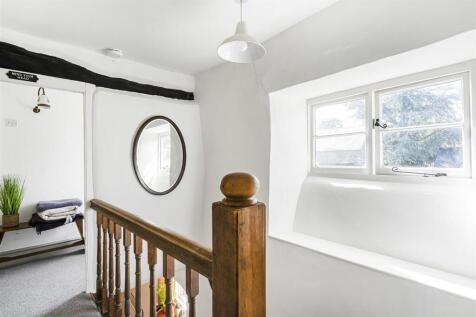 Lower End Farmhouse, 10 High Street South, Tiffiel