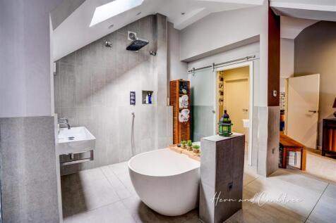 Wyndham Road, Pontcanna, HernCrabtree (48).jpg