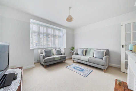 1336653-3-689cb59...