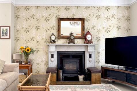 Apartment 1 - Reception Room