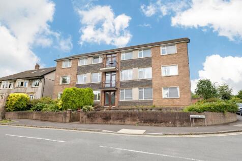 2 Bedroom Flat in CF23 5PS