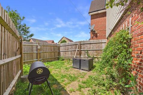 CAM02435G0-PR0322-STILL005.jpg
