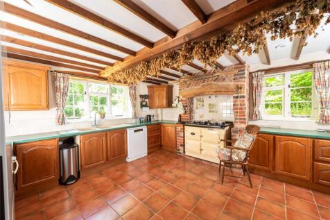 Kitchen/Breakfast Rm