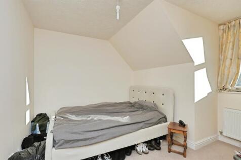 1-Bed at Caddow Road