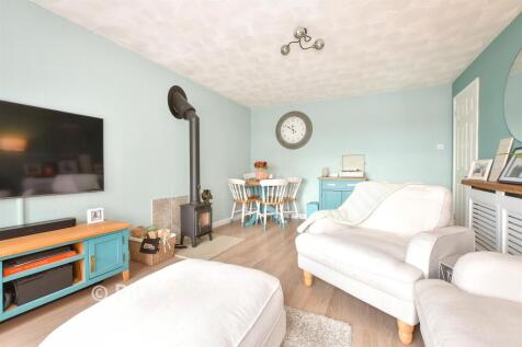 Lounge/ Dining Room*