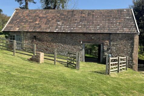 Stables 1.jpg