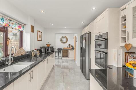 1 Lawrence Leys, Bloxham-16.jpg