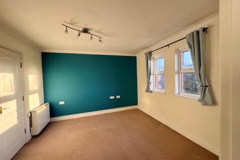** Zero Deposit Guarantee Available **
AVAILABLE NOW. 2 Bed unfurnished flat. Ideal for a couple.