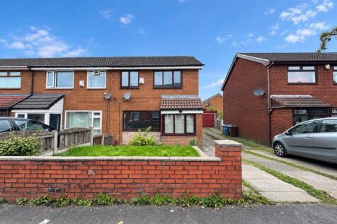 3 Bedroom Semi-Detached in OL9 6RW