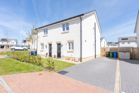 2 Bedroom Semi Detached for Sale