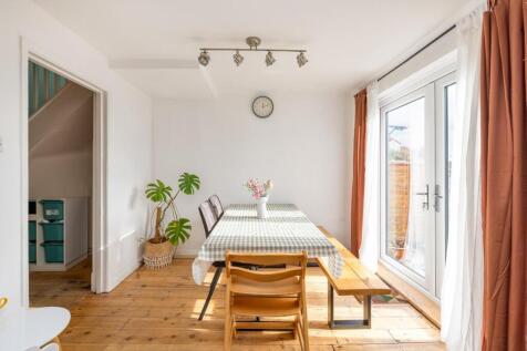 CHAR0229-HDR.jpg