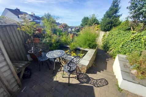 152 New St Gdn.jpg