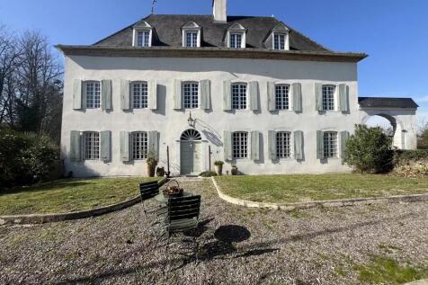 Property Image 1