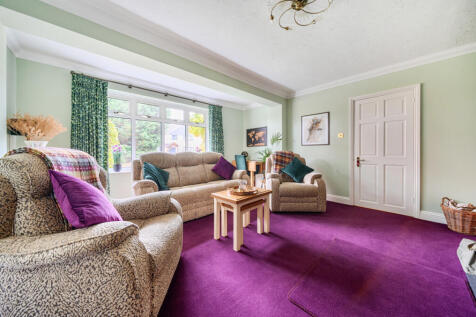 1377014-7-690ca00...