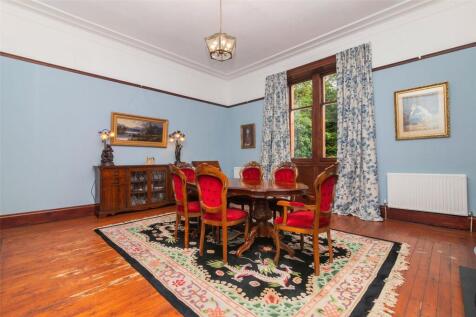 6 bed, 2 bath Terraced in Glasgow - Photo 8
