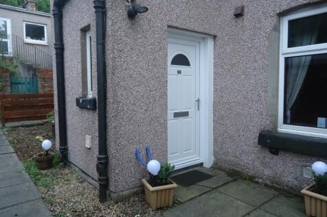 Quietly located one double bedroom furnished ground floor flat situated in the Liberton area of Edinburgh. Conveniently located for easy access to the Royal Infirmary and University of Edinburgh's Kin