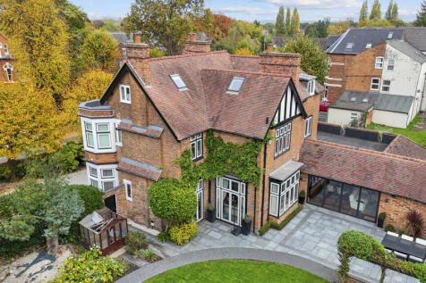 7 bed, 3 bath Detached in Birmingham - Photo 6