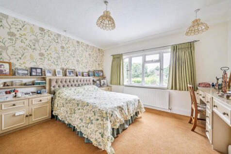 1300744-9-6840894...