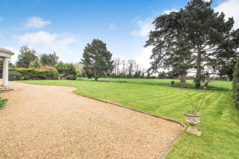 Communal Grounds