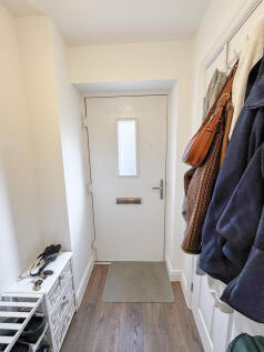 4flr83744 (6)_edited.jpg