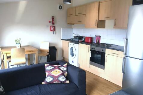 4 Bedroom Flat in BS8 4RY
