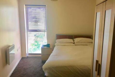STUNNING 2-BED, 2-BATH APARTMENT IN THE DRUM -> Only £1,200 pcm! Modern, fully furnished city-edge living with secure allocated parking. Unbeatable location next to Etihad Campus & Metrolink. ALL BILL