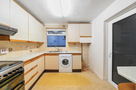 1377115-2-690cdea...